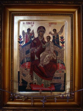 Икона Божией Матери Всецарица