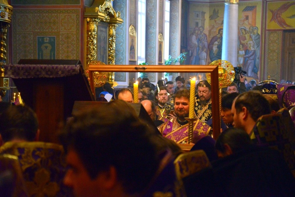 Обретение мощей священномученика Никодима архиепископа Белгородского