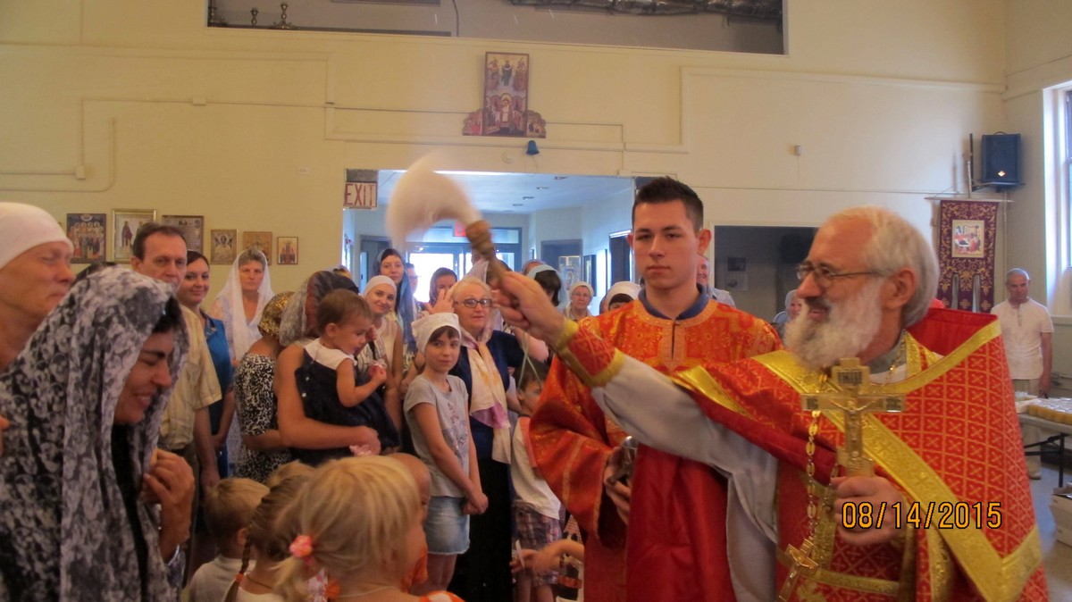 Изнесение Честных Древ Креста Господня. Медовый Спас,14 августа 2015