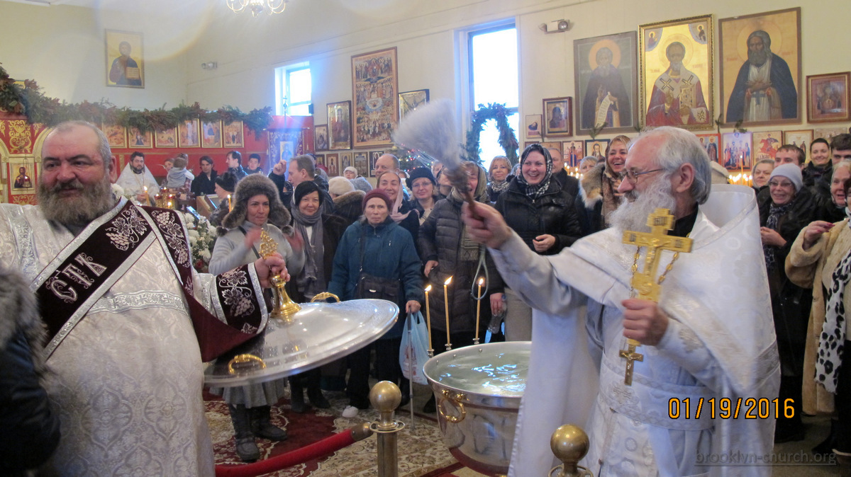 Крещение Господне, освящение воды, 18-19 января 2016 г.
