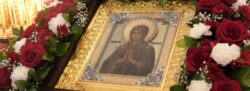 Накануне отбытия в Россию икона "Умягчение злых сердец" освятила своим присутствием Литургию в храме свв. Новомучеников_12_26_2021